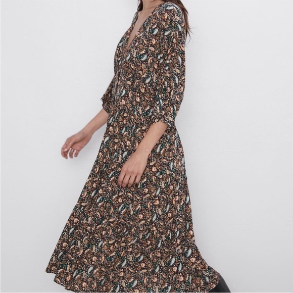 NWT. Zara Medium Paisley Print Maxi Dress Multicolor. - Picture 10 of 14